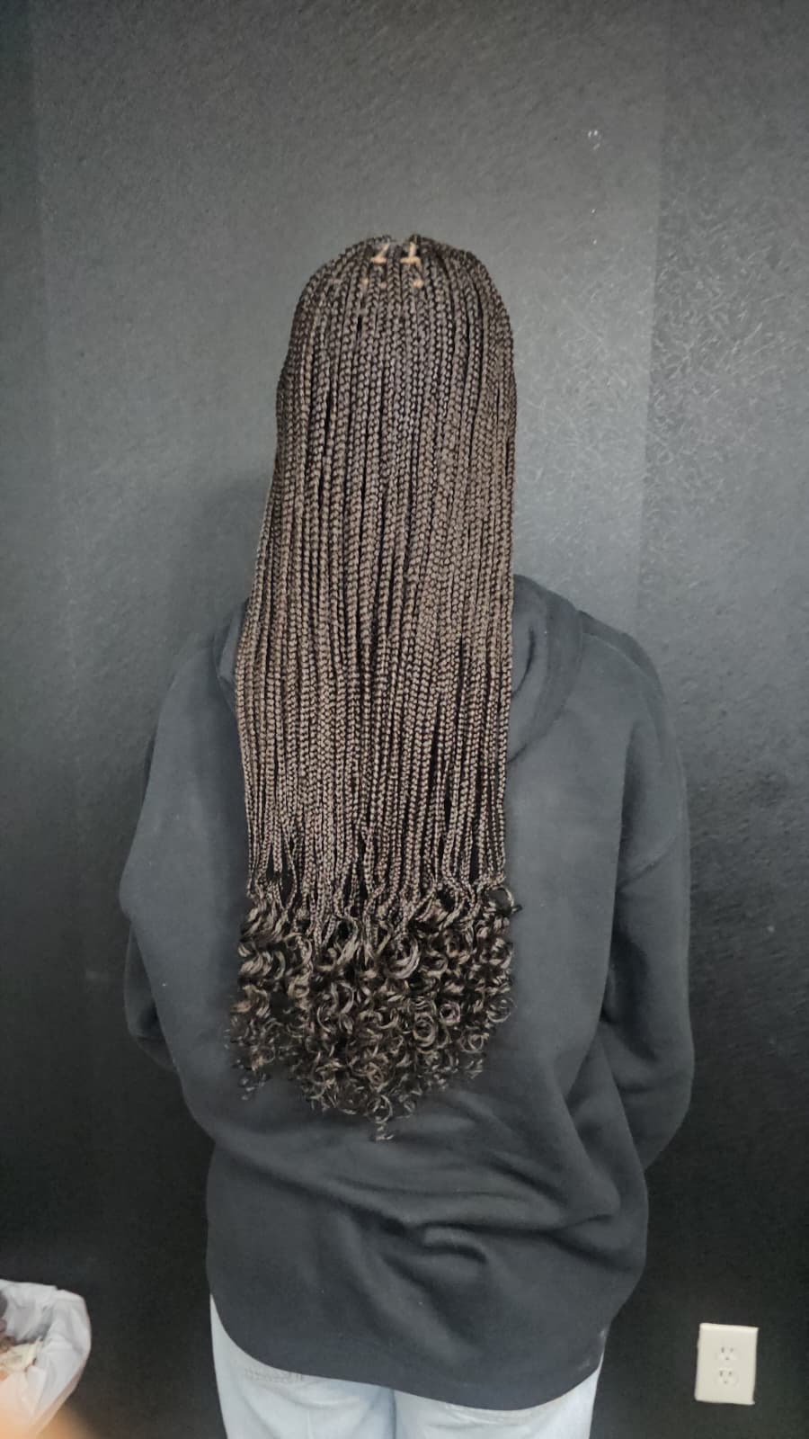 Knotless braids hairstyle